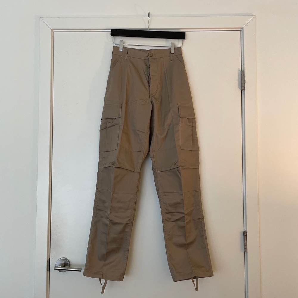 Goodbye bread cargo pants size XS